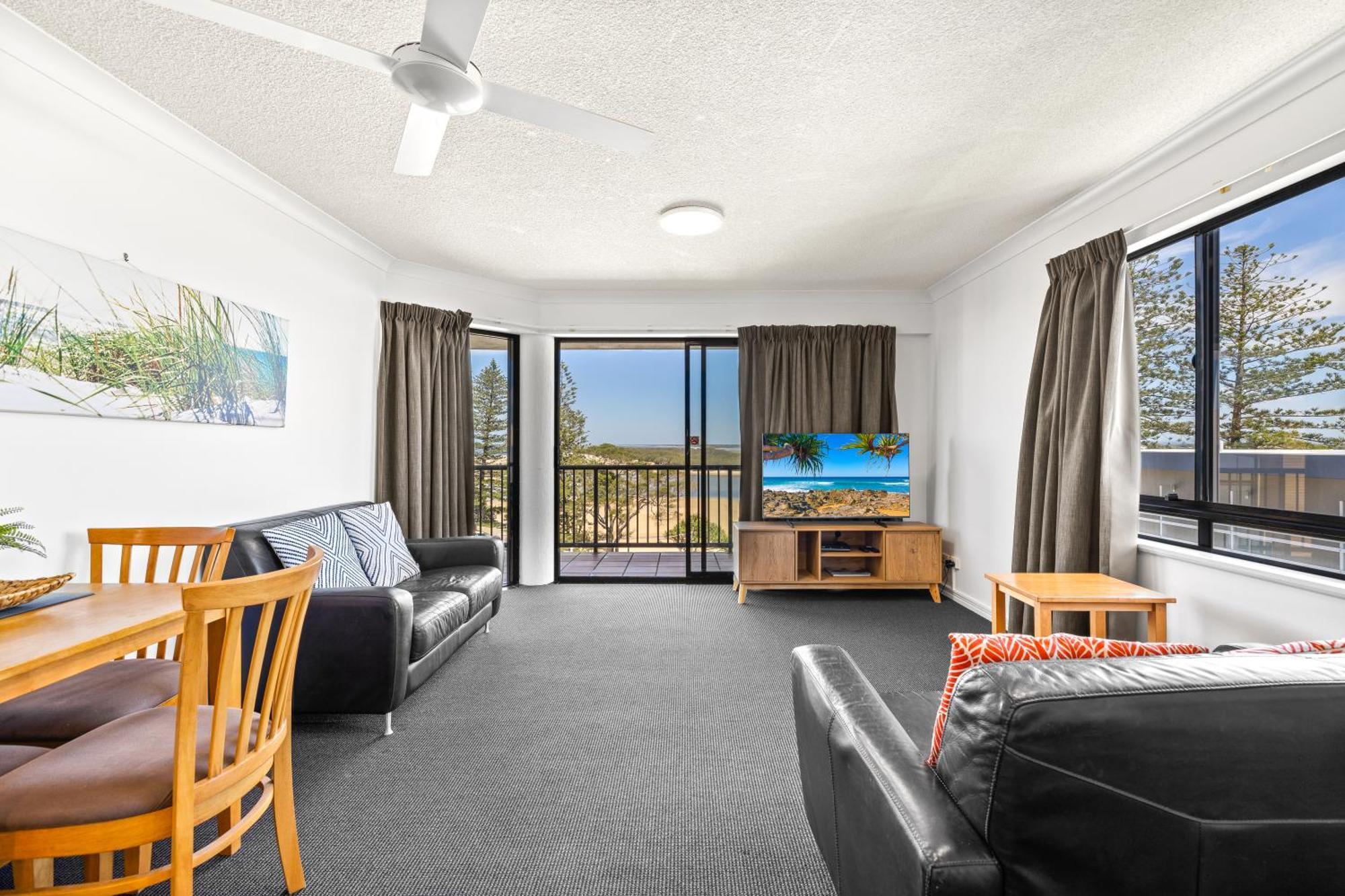 Belaire Place Motel Apartments กาเลาดรา ภายนอก รูปภาพ