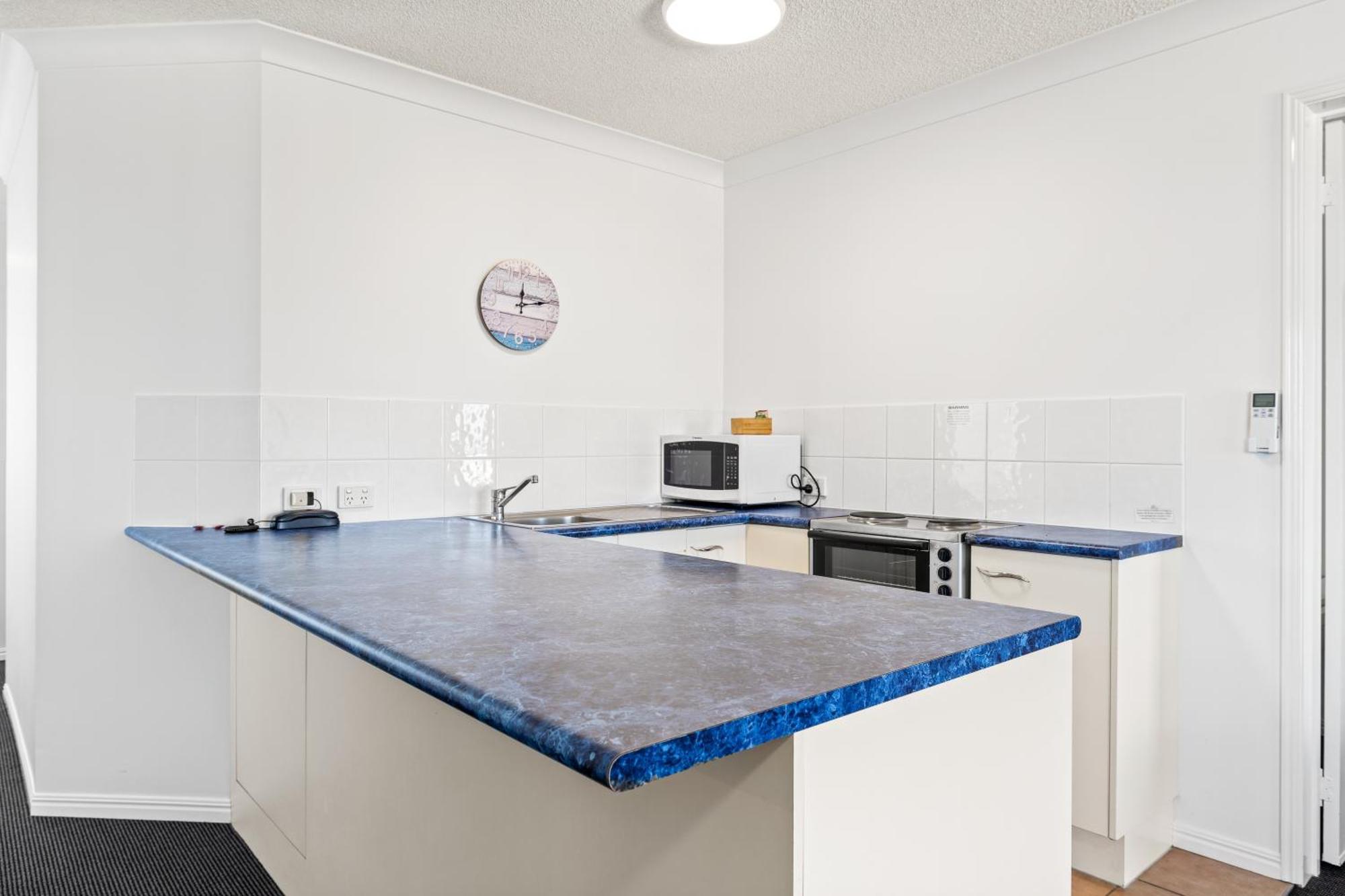 Belaire Place Motel Apartments กาเลาดรา ภายนอก รูปภาพ