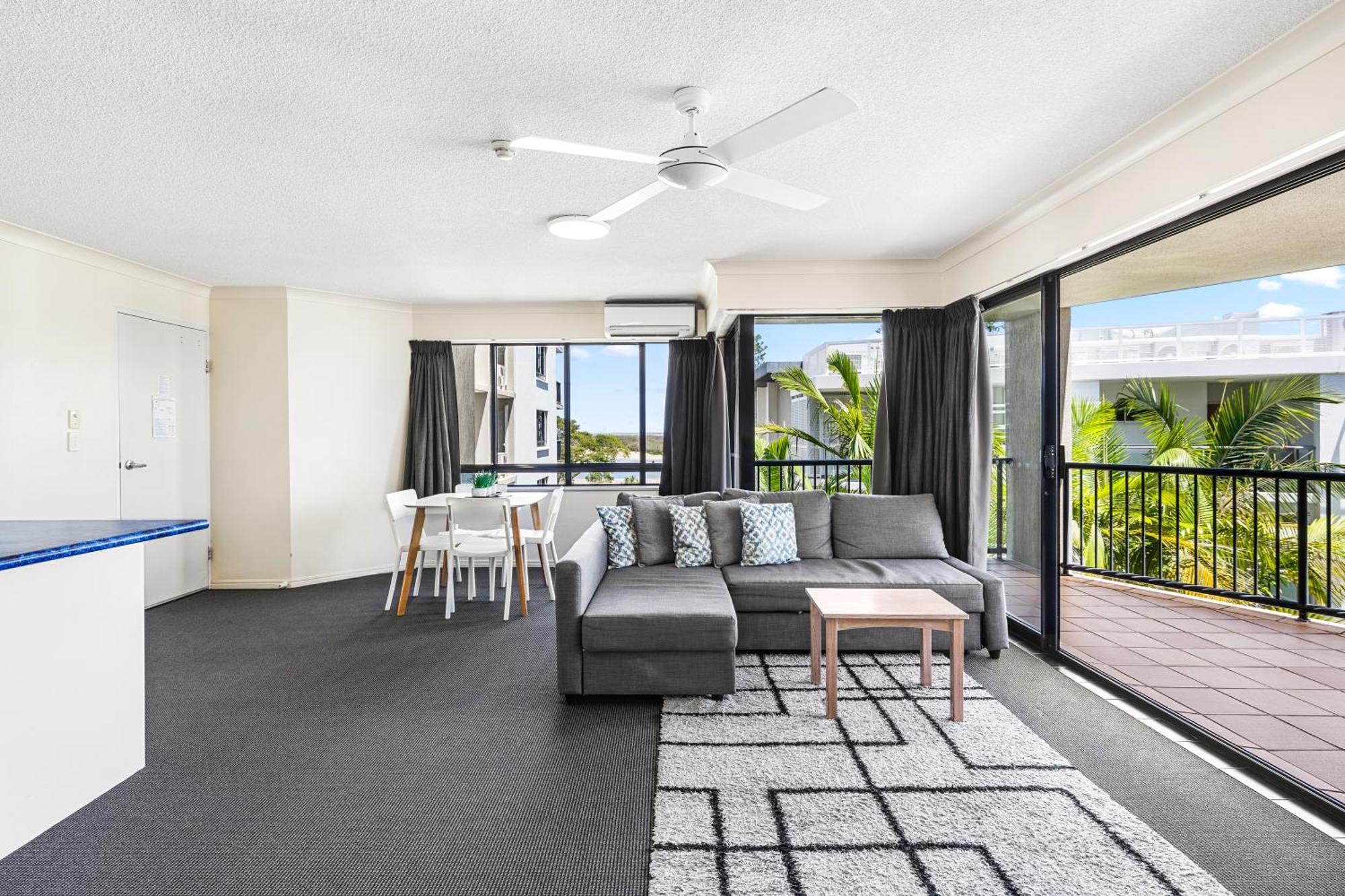 Belaire Place Motel Apartments กาเลาดรา ภายนอก รูปภาพ