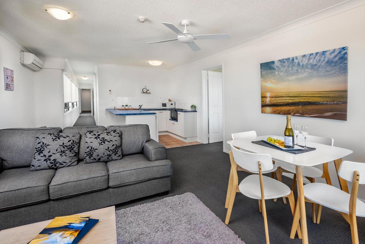 Belaire Place Motel Apartments กาเลาดรา ภายนอก รูปภาพ